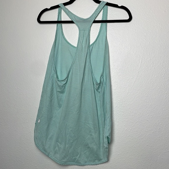 Lululemon running tank - Picture 4 of 4